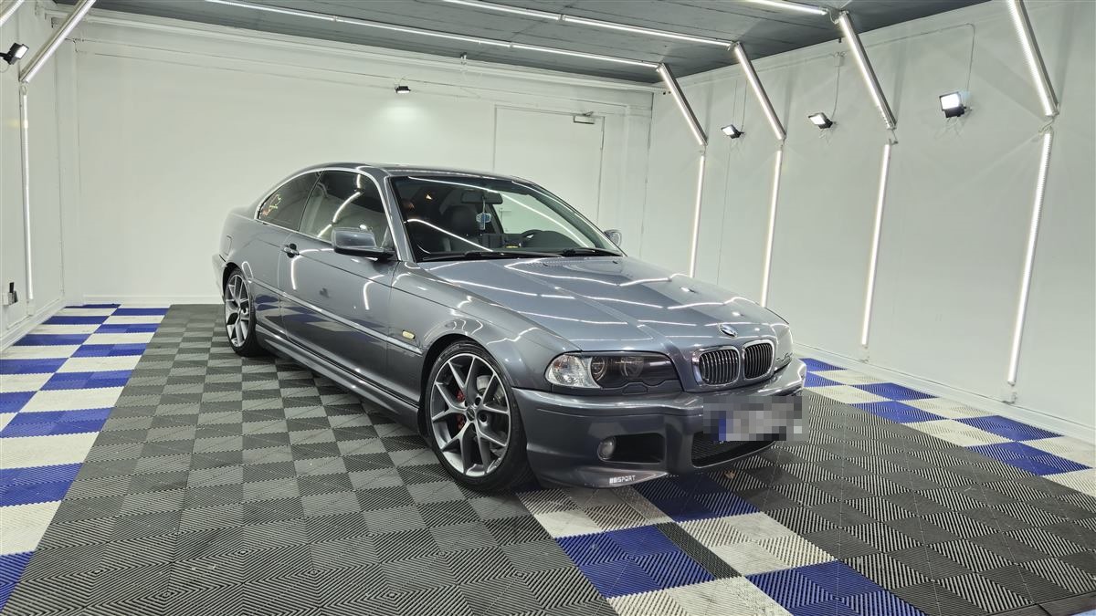 BMW E46 Coupé nach der Vollaufbereitung im Lichtstudio